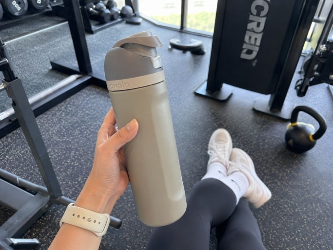 Why US Students Carry the 'Owala FreeSip Tumbler' Everywhere